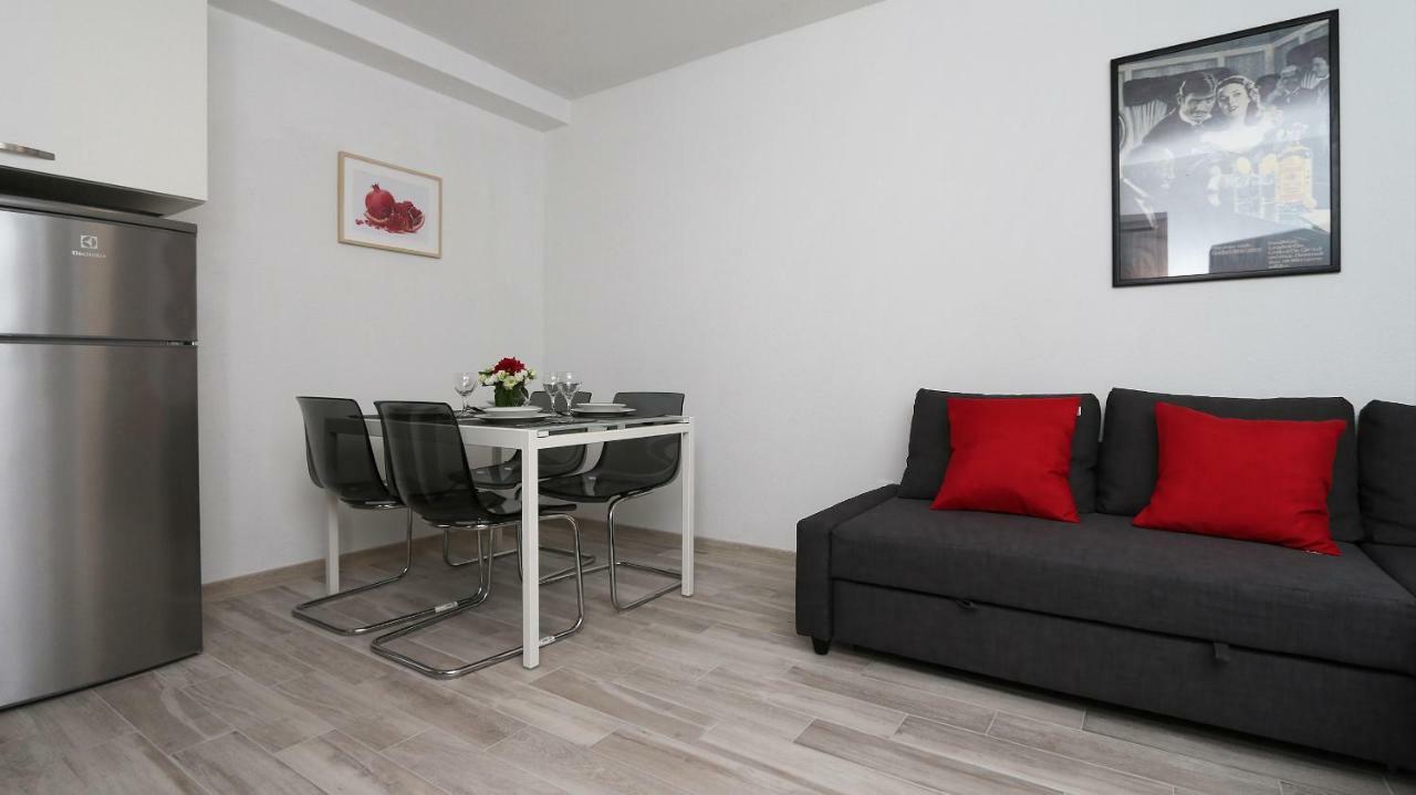 Modern Apartments Iva Makarska Eksteriør bilde